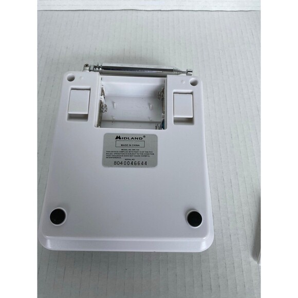 Midland WR-100 Emergency Radio - Picture 5 of 9